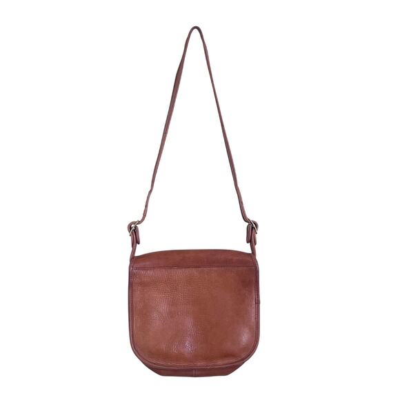 Vintage Coach Saddle Shoulder Bag British Tan Cowhide Leather Flap 70s USA 8101 - Picture 2 of 16